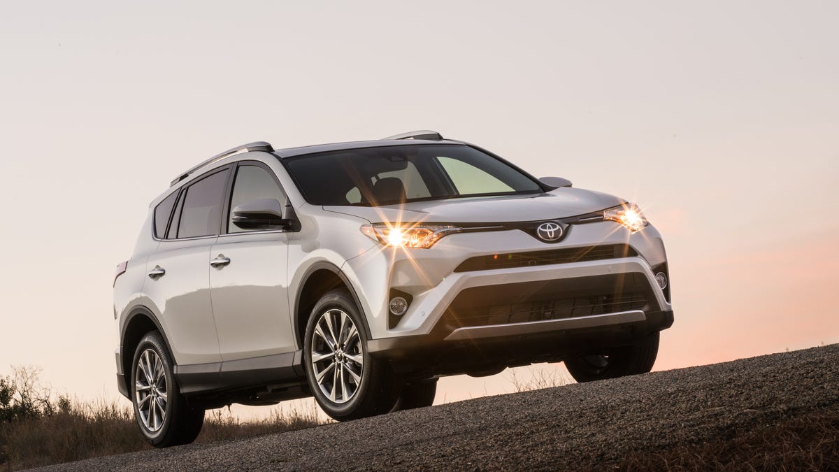 2017 Toyota RAV4 1