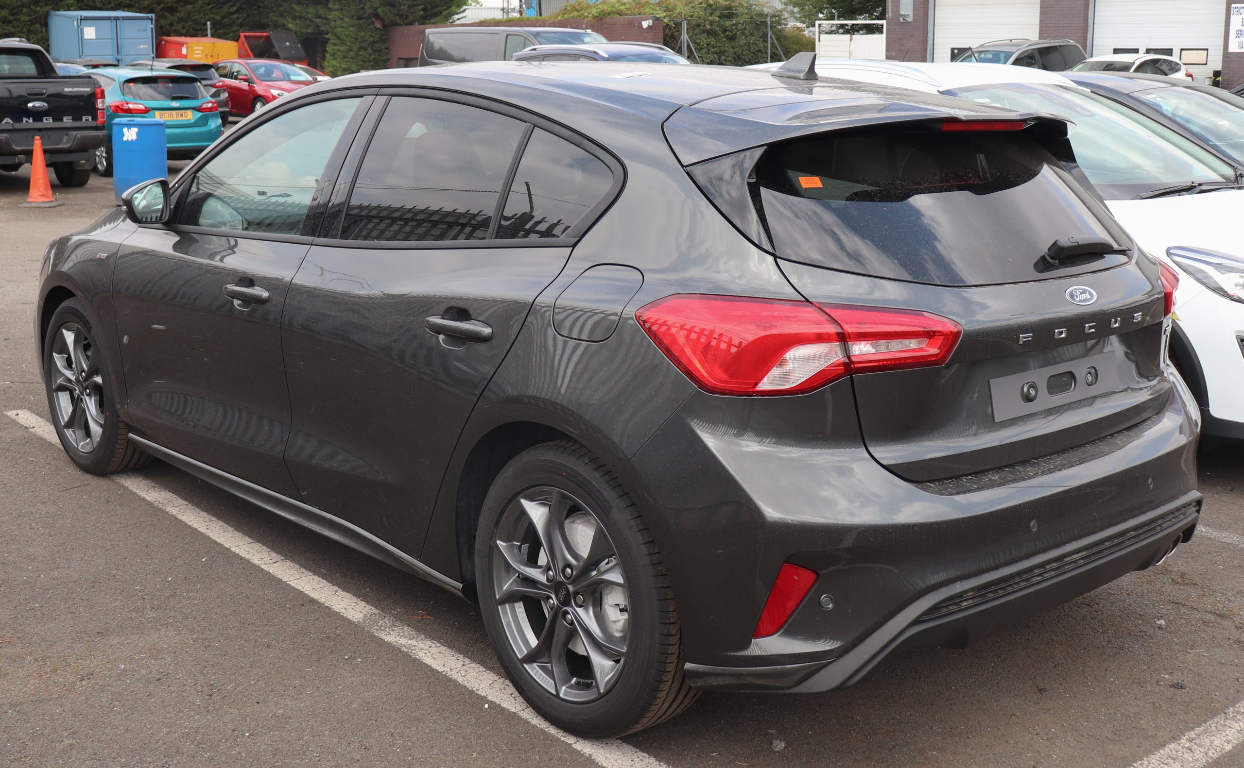 2018 Ford Focus ST Line scaled 2018 Ford Focus ST Line scaled