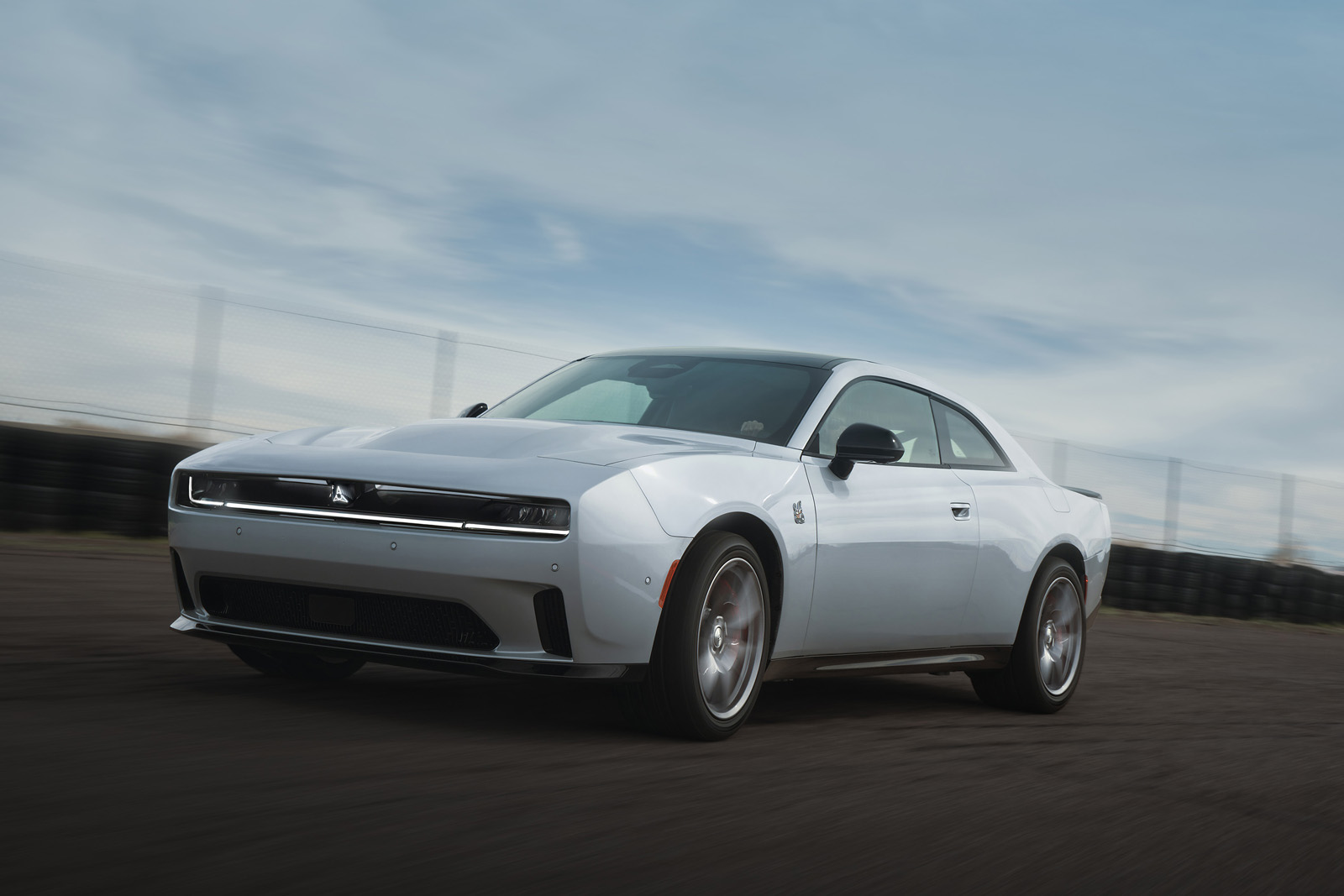 2024 dodge charger front dynamic