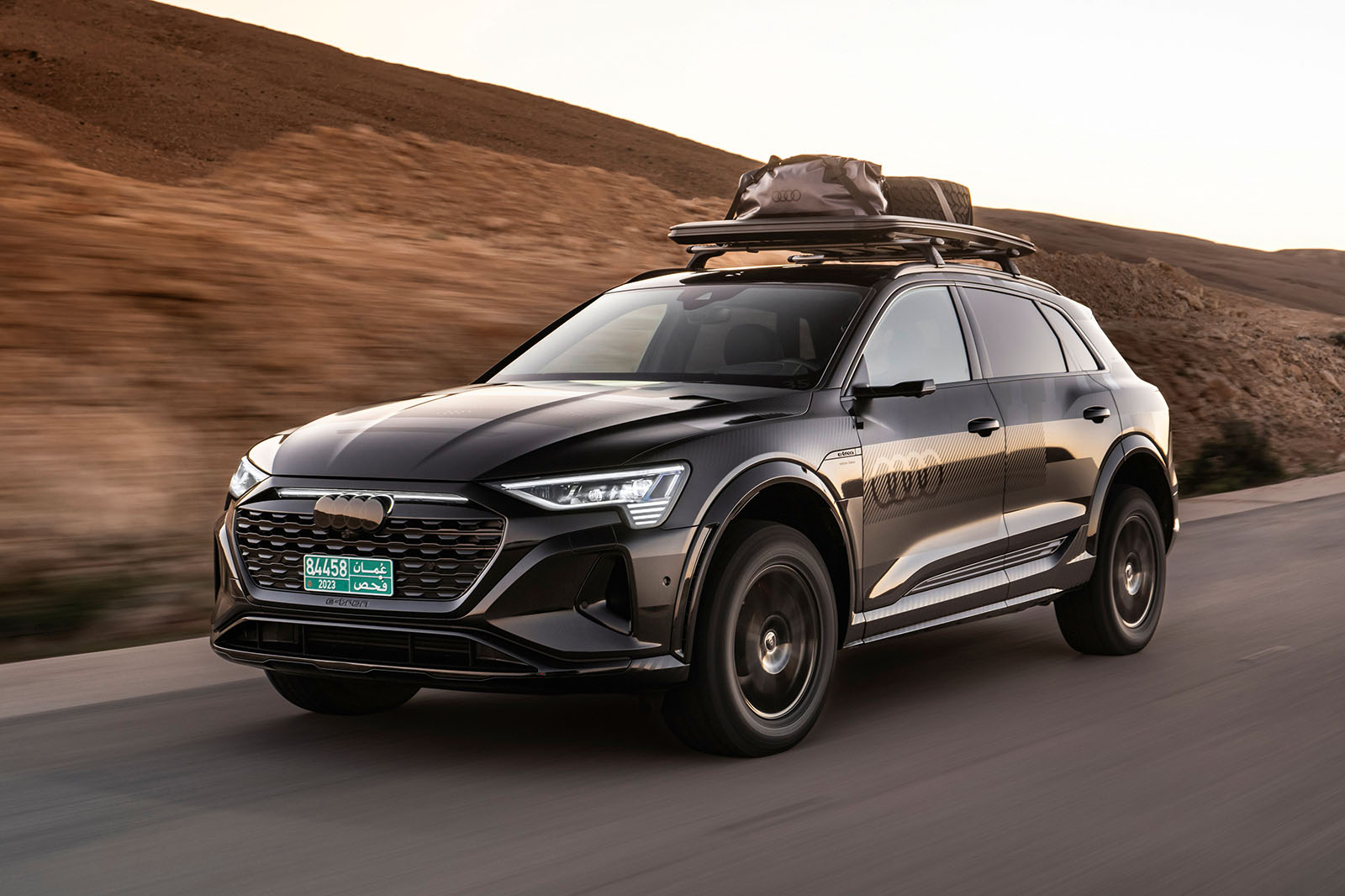 audi q8 dakar review 2023 01 tracking front 0