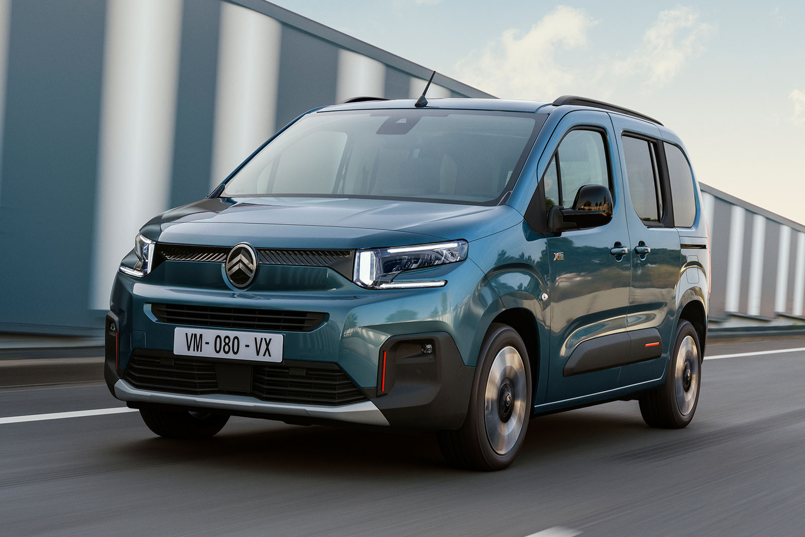 citroen e berlingo front three quarter