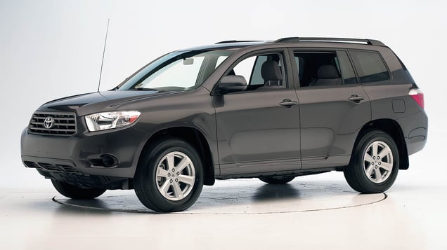 Examining the Second Generation Toyota Highlander