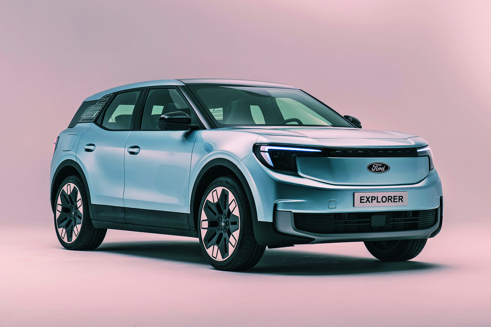 ford explorer front static