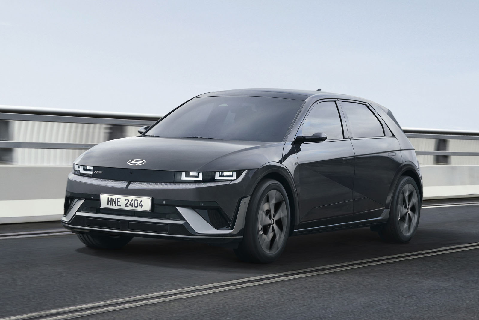 hyundai ioniq 5 n line front quarter tracking