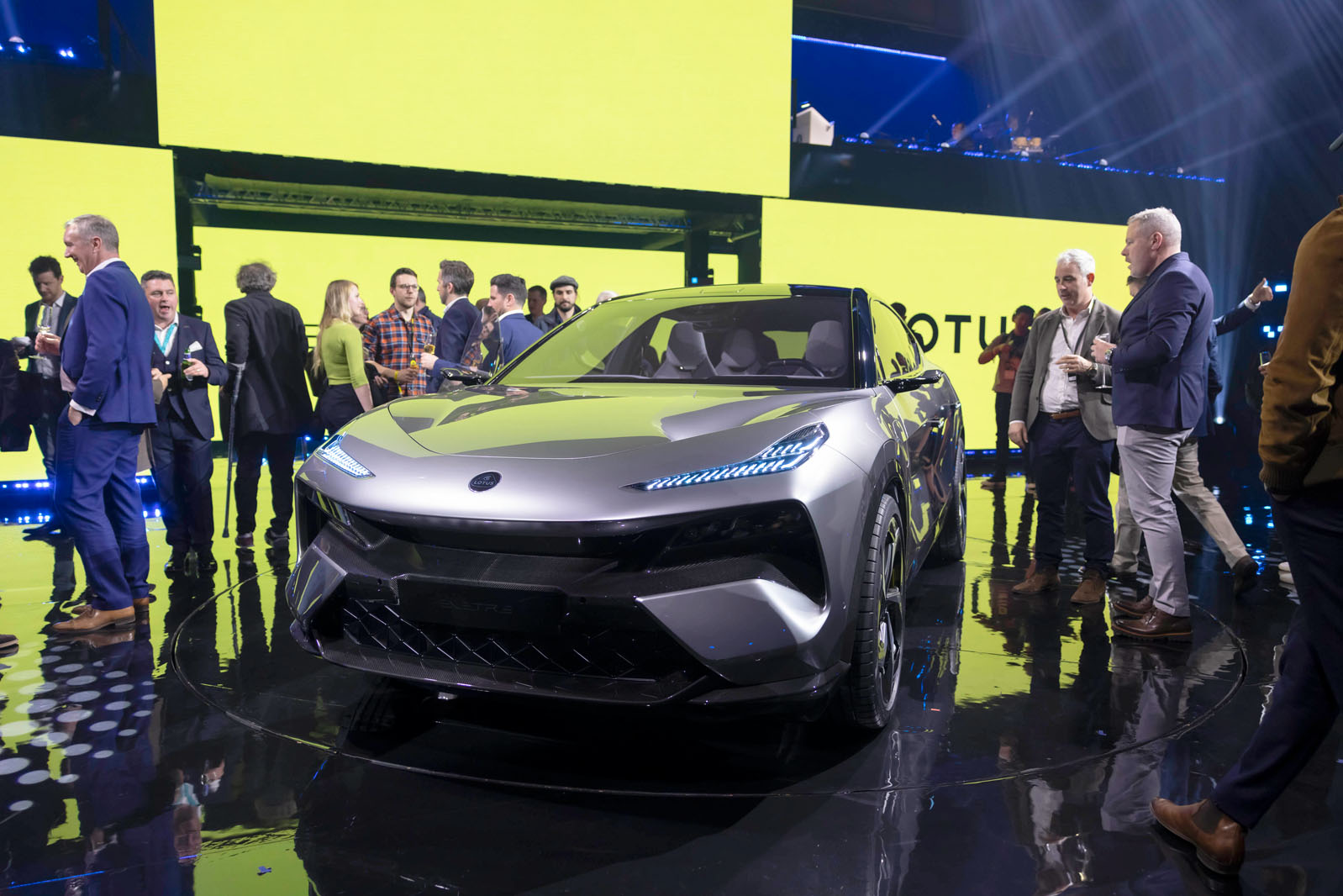 lotus eletre