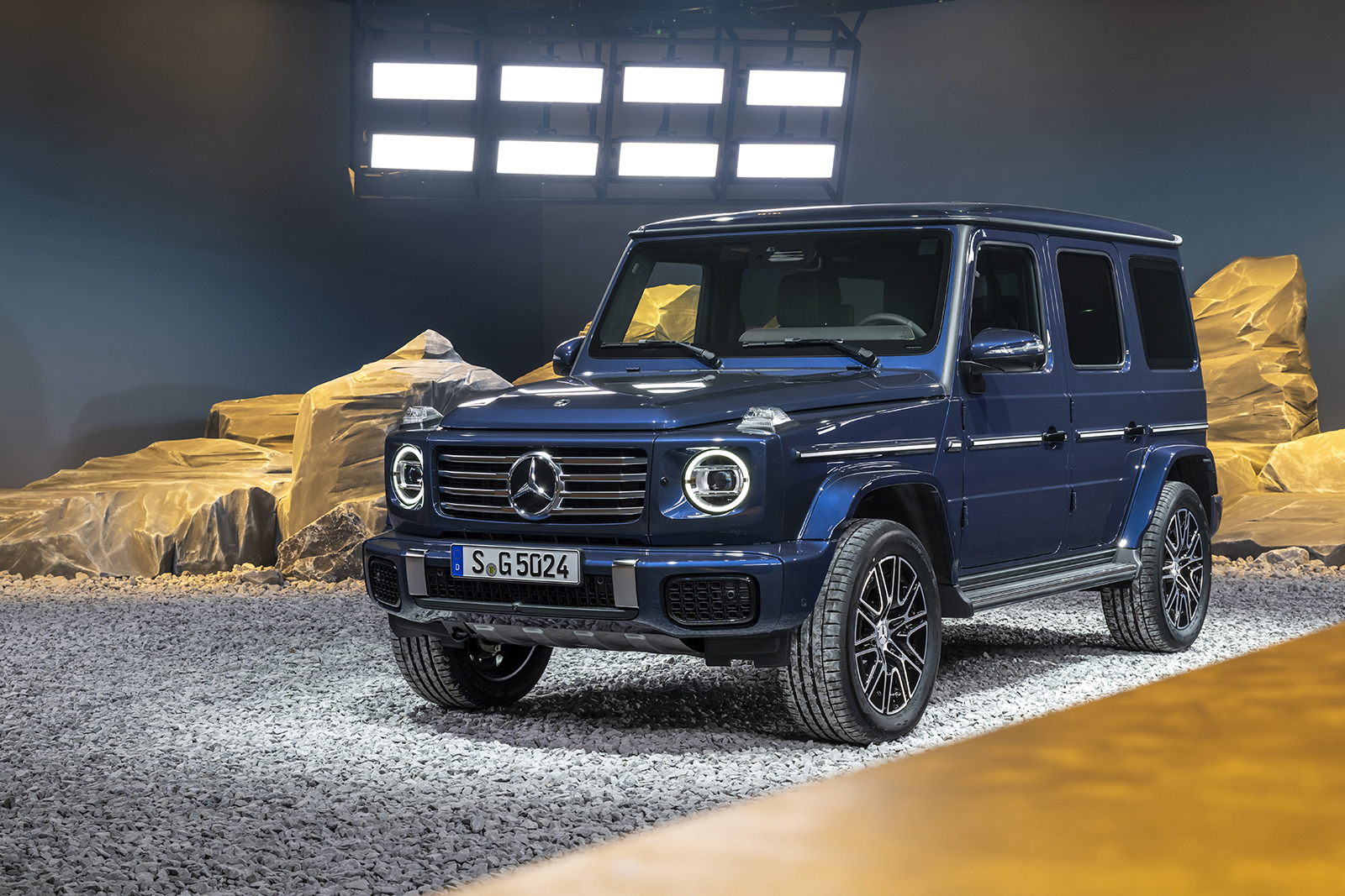 mercedes g class 01