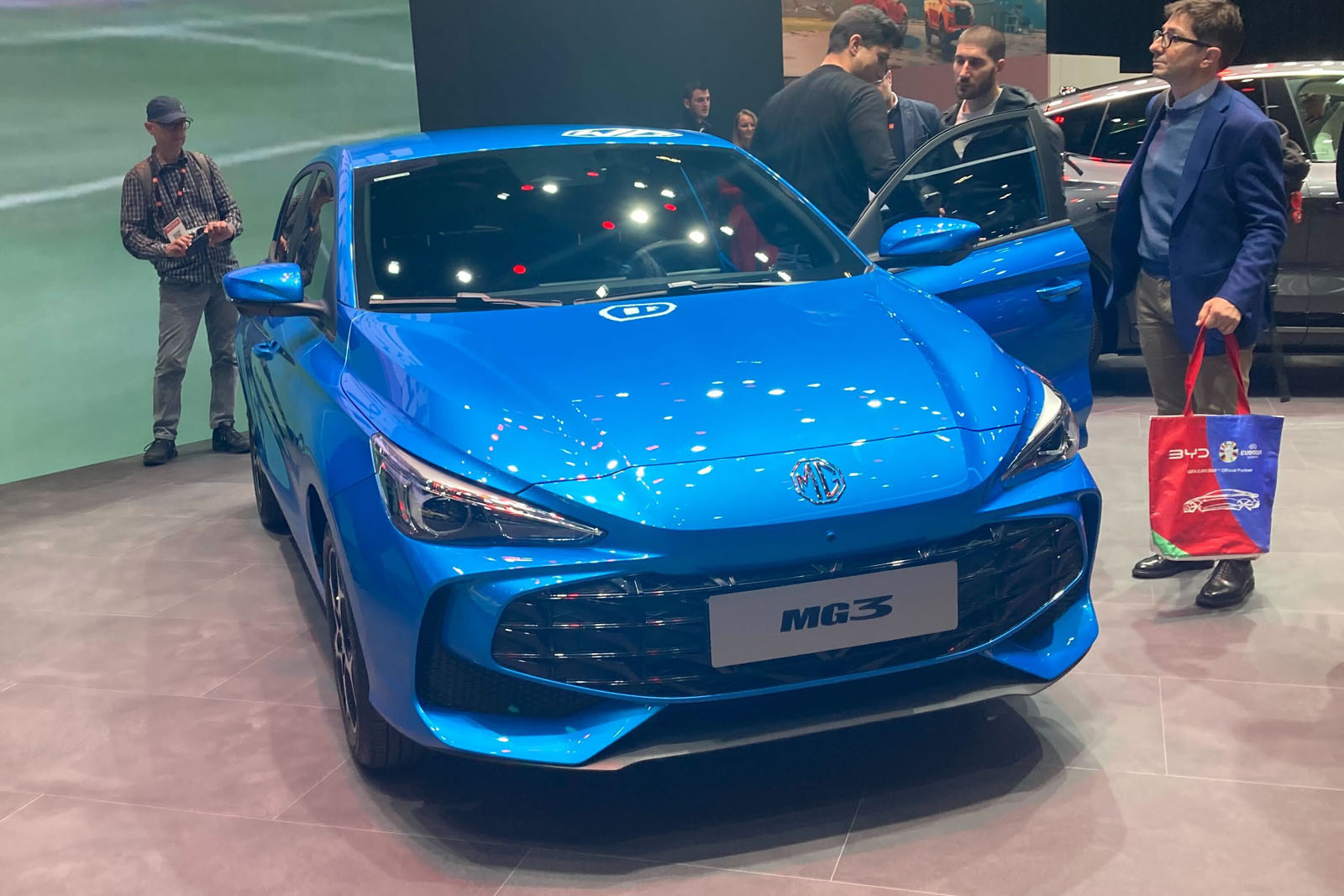 mg 3 2024 front