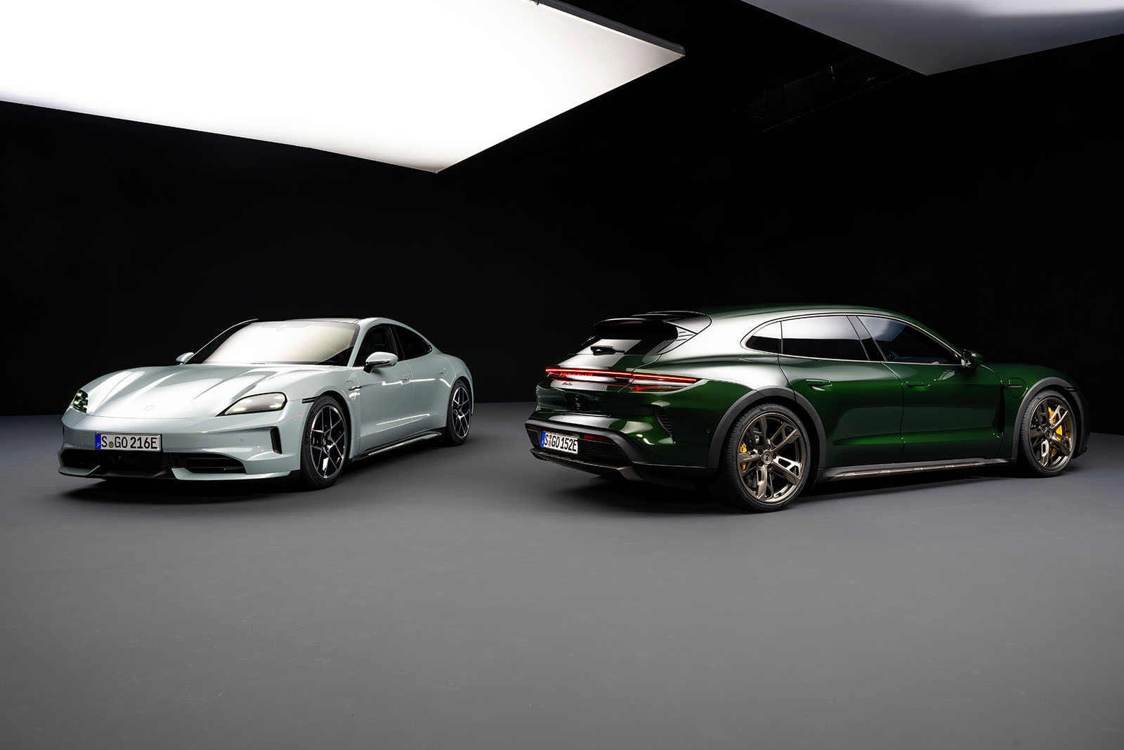 porsche taycan and sport turismo