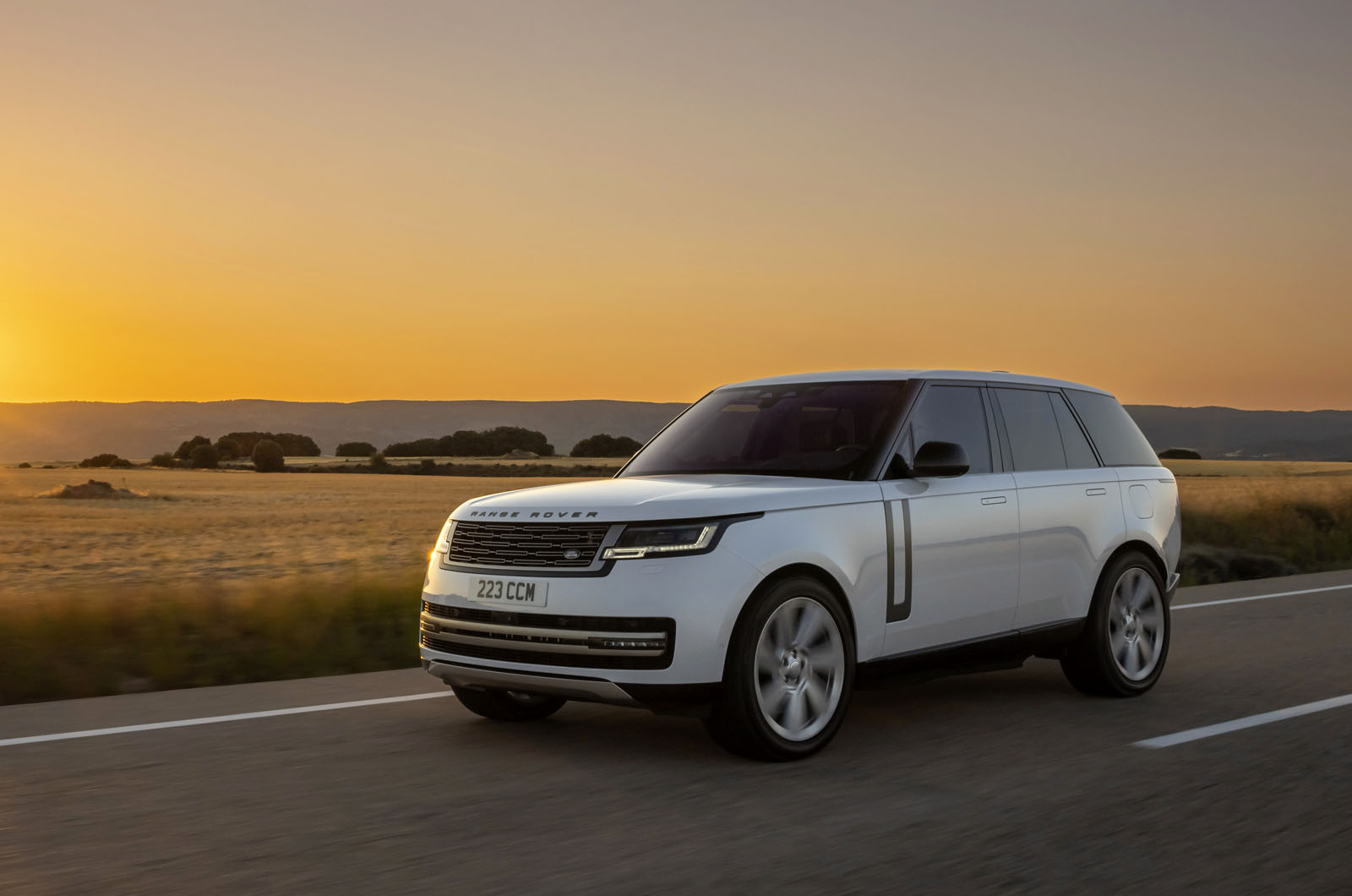 range rover hse p440e