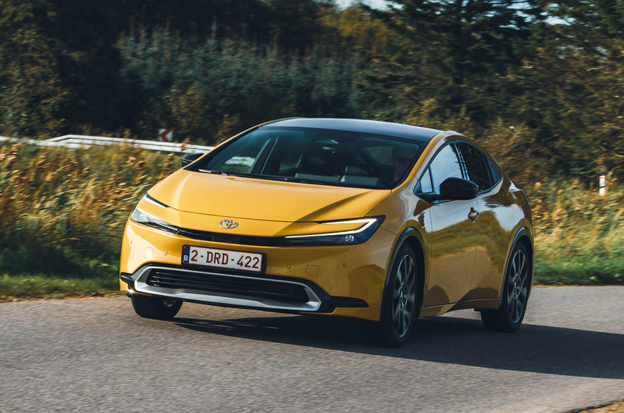 toyota prius 2023 front quarter 0