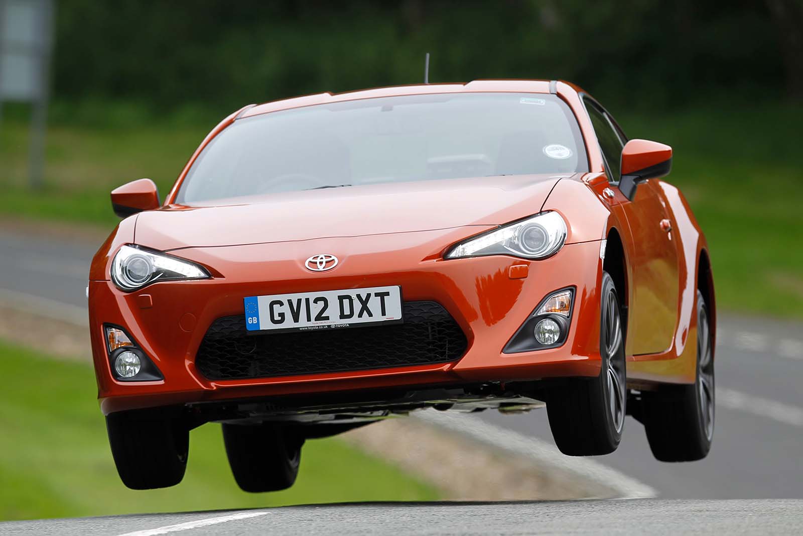toyota gt86 jump lead