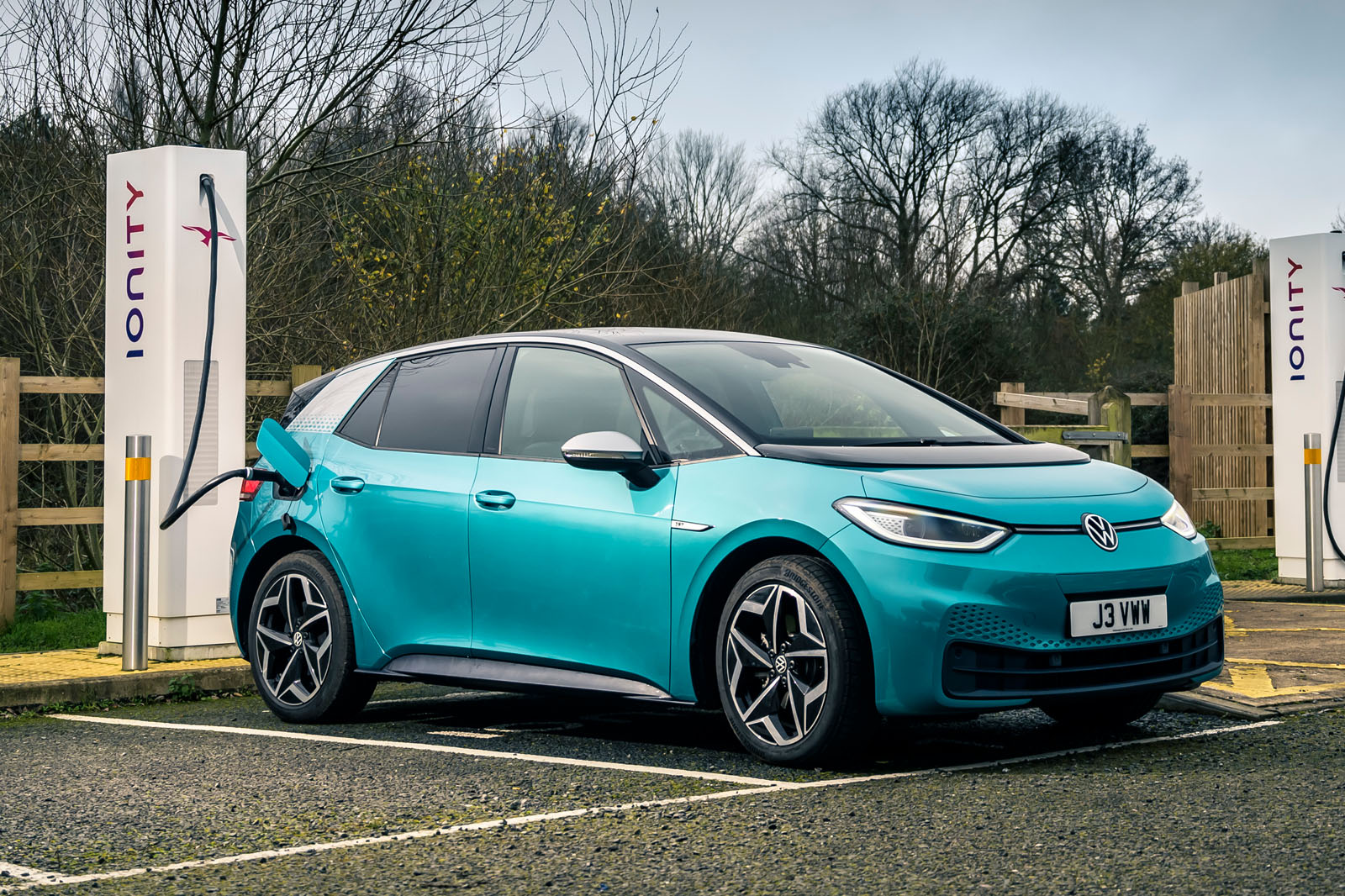 volkswagen id 3 charging ionity