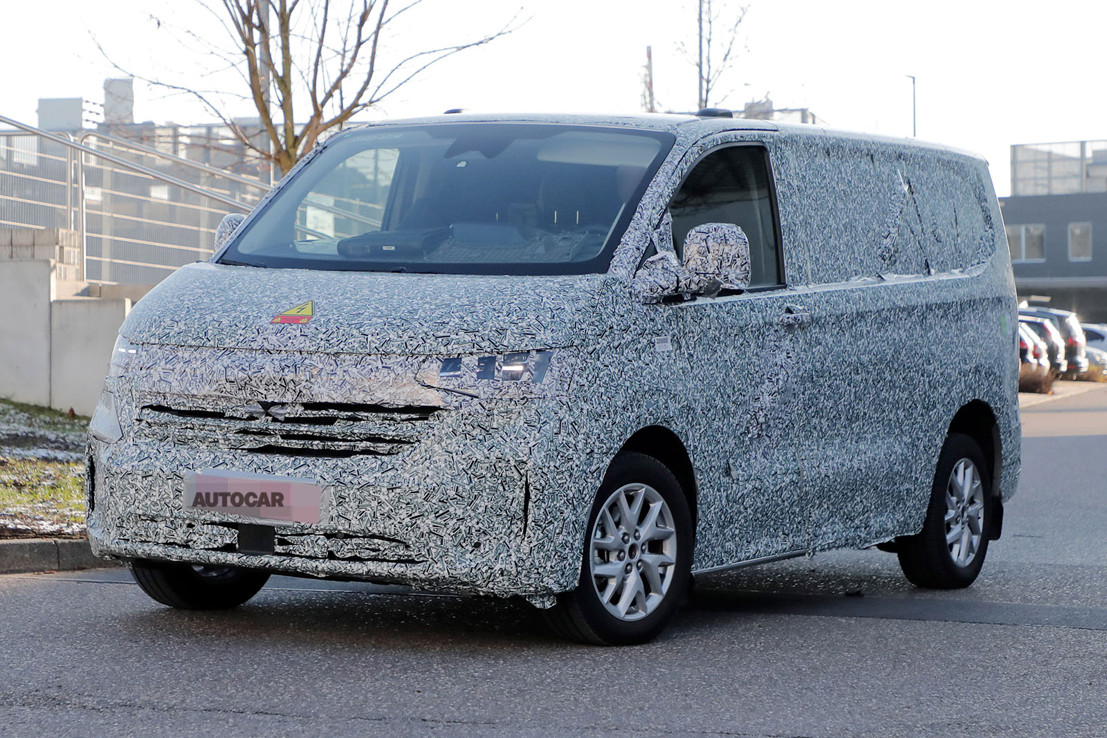 volkswagen transporter ev front three quarter lead