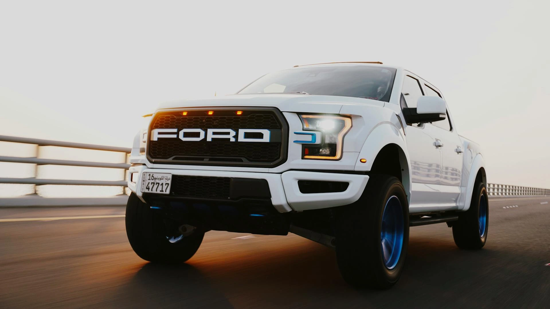 Ford V10