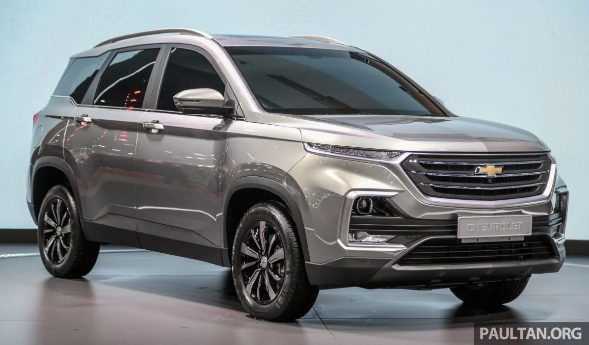 Wuling Almaz: another brother of the new generation Chevrolet Captiva